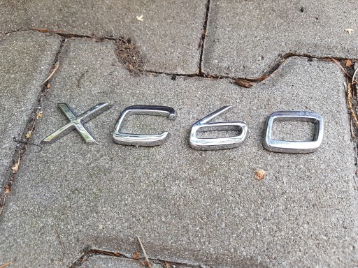ЛОГОТИП ЭМБЛЕМА VOLVO XC60