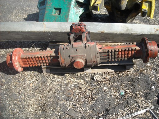 Мостовой подъемник CARRARO Manitou