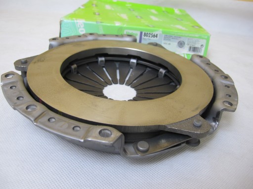 Docisk sprzęgła MITSUBISHI HYUNDAI SANTAMO 215 mm