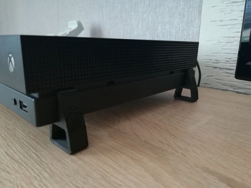 Ножки Xbox One X, охлаждение Microsoft Xbox One X
