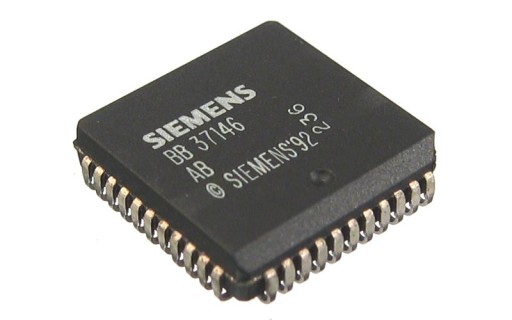 BB37146 8-битный микроконтроллер PLCC44