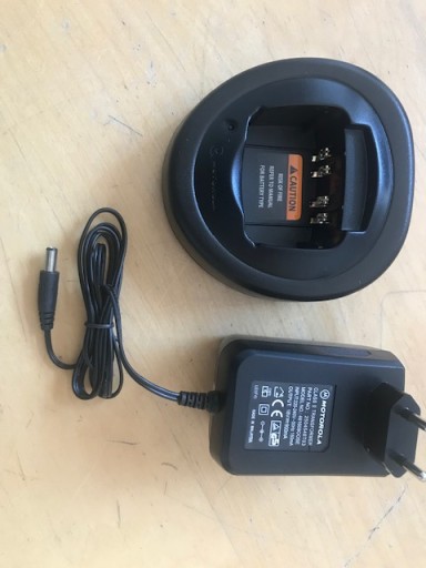 зарядное устройство для MOTOROLA для GP-340/360 НОВОЕ!!!!