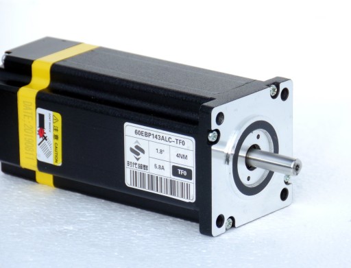 Zestaw silnik sterownik serwo krokowy 4Nm 5.8A