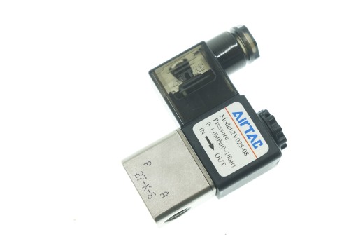 ЭЛЕКТРОМАГНИТНЫЙ КЛАПАН AIRTAC 2V025-08 2/2 -1/4- 230 В переменного тока