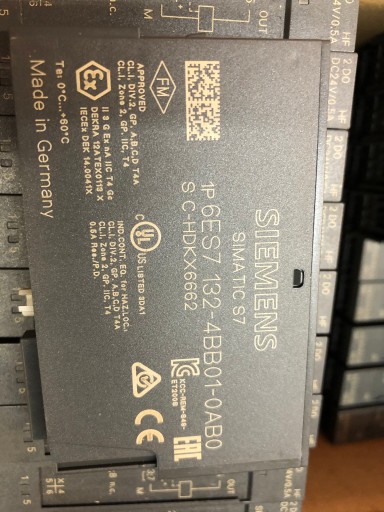 ET 200S 2 выхода 24 В пост. тока SIMATIC 6ES7132-4BB01-0AB0
