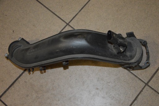 VW Golf VI Патрубок интеркулера 1.4TSI 03C145673H