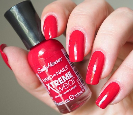 Лак для ногтей Sally Hansen Xtreme Cherry Red 289