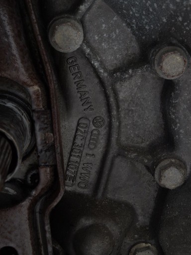 КОРОБКА ПЕРЕДАЧ PASSAT B3 2.0 B WWO 02C301107E