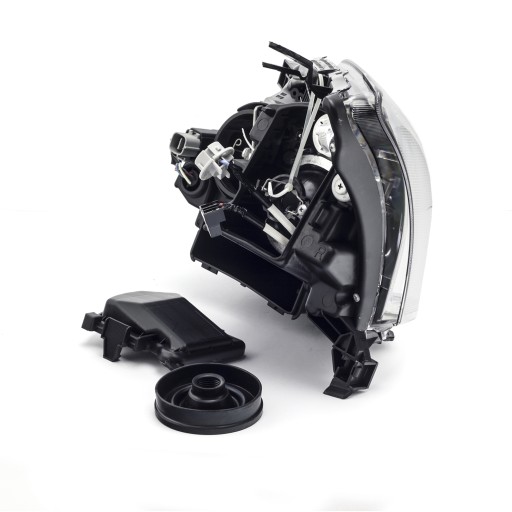 ФАРЫ TOYOTA AVENSIS T25 SET 03-06
