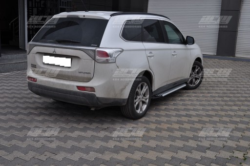 ORUROWANIE BOCZNE STOPNIE PÓŁKA FORD KUGA 08-2012