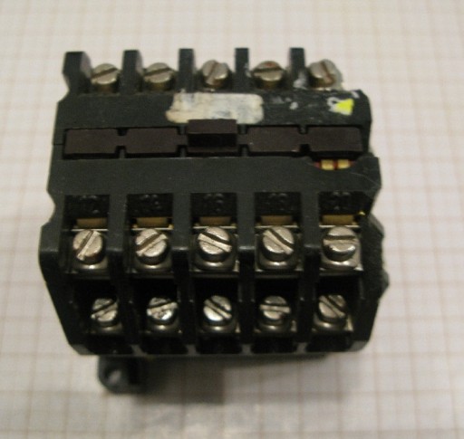 Stycznik RP 300 220V 50Hz