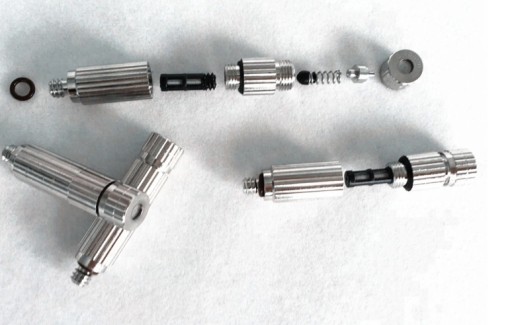 DYSZA ZAMGŁAWIAJĄCA 0,10 MM Z FILTREM