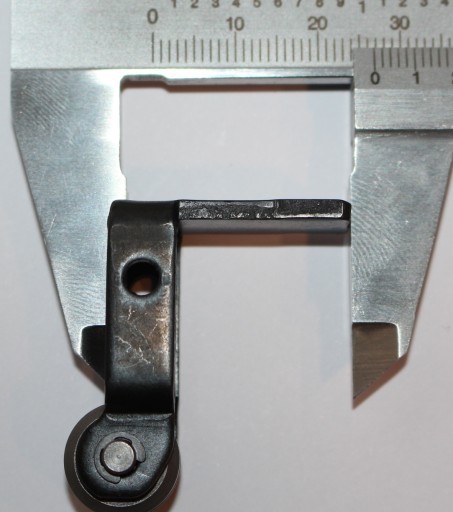 Роликовый рычаг лобзика BOSCH GST135CE 703