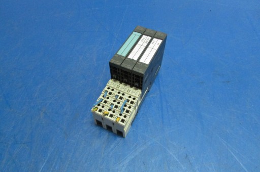 Модуль SIEMENS 6ES7 138-4CB11-0AB0 193-4CD30