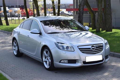Передний бампер Opel Insignia OPC Look