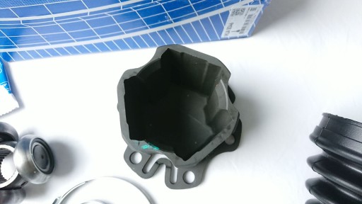 PRZEGUB WEWNĘTRZNY AUDI A4 B6 1.8 T 2.0 2.4 3.0