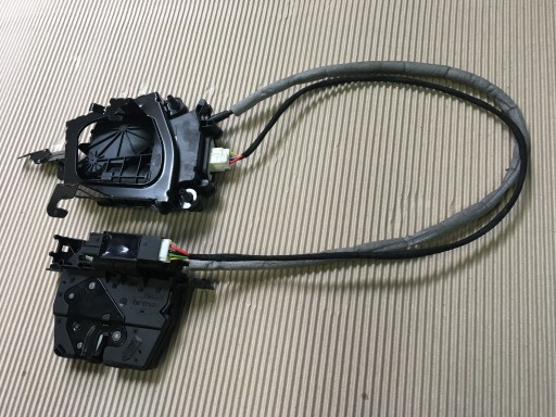 BMW F11 F36 Замок задней двери 7269544