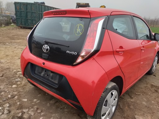 Звукоизолирующая губка передняя часть Toyota AYGO II из пеноматериала