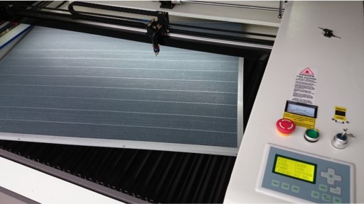 CO2 лазерный плоттер для гравировки Laser 1390N 130x90