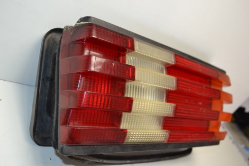 Mercedes W126 SEC Lampa tył prawa tylna