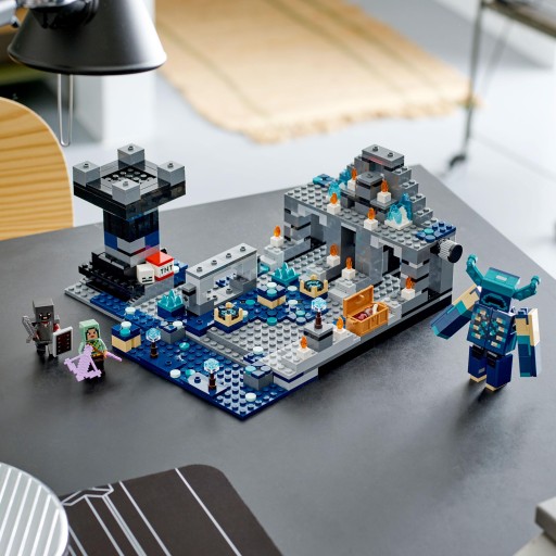 LEGO Minecraft 21246 БИТВА В ТЕМНЫХ ГЛУБИНАХ