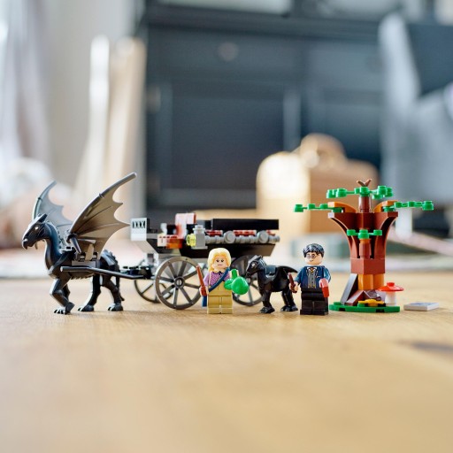 LEGO Harry Potter 76400 Набор блоков «Фестралы и карета Хогвартса»