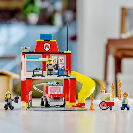 LEGO City 60375 Пожарная машина Автомобиль Пожарная станция