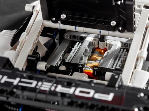 LEGO Technic Porsche 911 RSR 42096