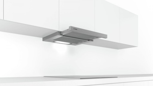 Встроенная вытяжка Bosch DFT63AC50