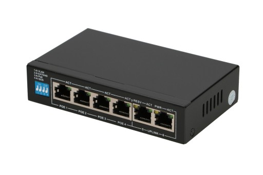Коммутатор PoE Extralink 4xPoE, 2xLAN UPLINK до 250 м