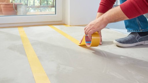 Taśma do wykładzin tesa extra strong 25m50mm mocna