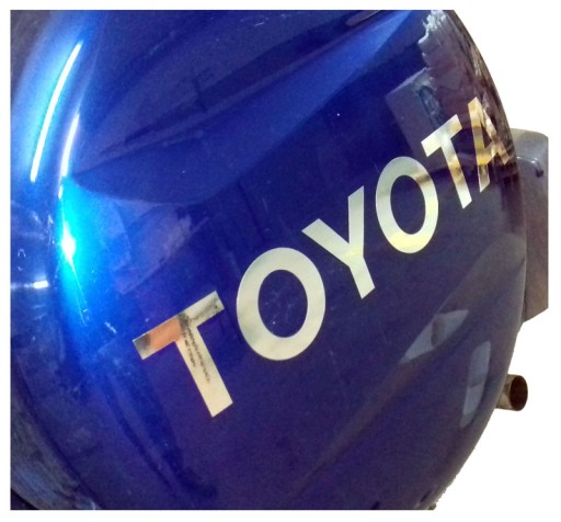 Наклейка на крышку запасного колеса TOYOTA RAV4, хром