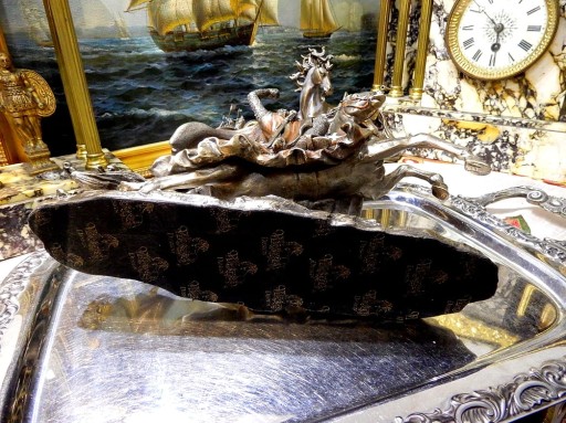 Фигурка «Рыцарь-крестоносец на лошади» от VERONESE — подарок для солдата-офицера v