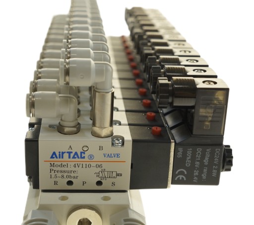 Wyspa 12 zaworowa AIRTAC Seria 100 5/2 - 1/8 - 12 V - 24V - 230 V