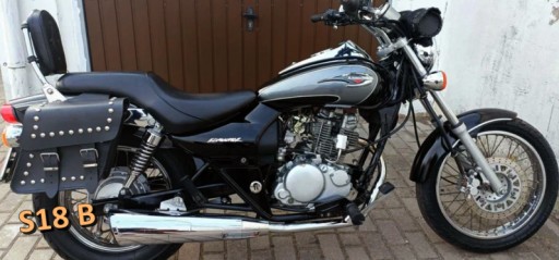 Мотоциклетные кожаные боковые сумки черные 8L S18