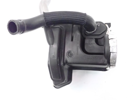 МАСЛЯНЫЙ СЕПАРАТОР AUDI A8 S8 D4 4H 079103542E