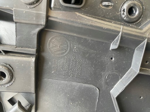 VW JETTA VII 19- USA BOCZEK DRZWI PRZEDNI PRAWY PRZÓD 17B868080