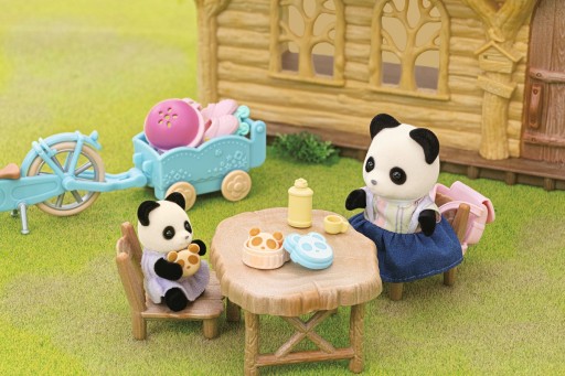 SYLVANIAN Families НА ВЕЛОСИПЕДЕ С ПАНДОЙ 5652