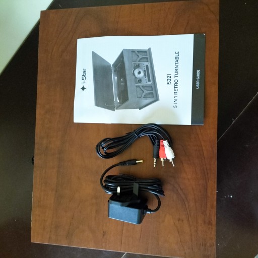 Цифровое радио DAB/DAB+/FM в стиле ретро i-STar 90103PI