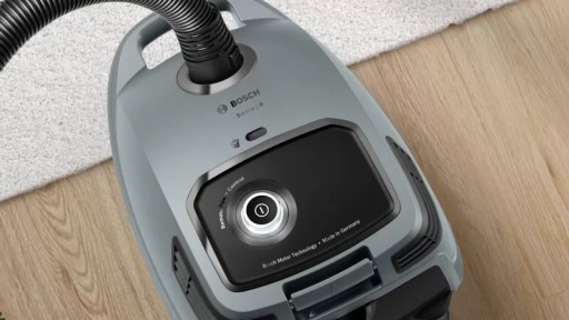 Пылесос Bosch Bag Series 6 BGB6X330 Регулировка мощности в светодиодной ручке 600Вт