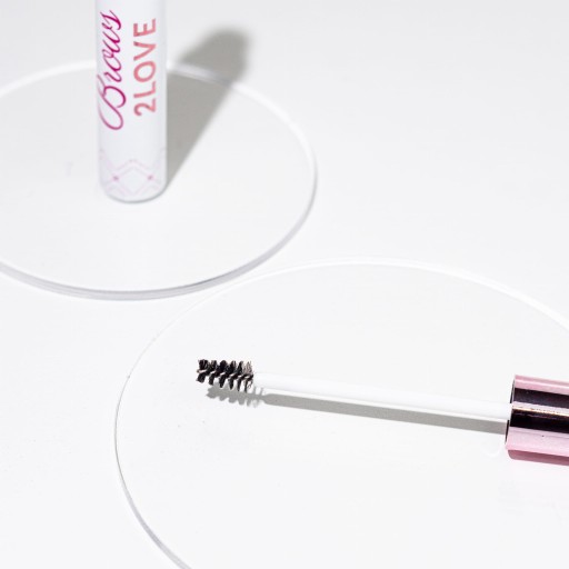 Brows2Love Zagęszczające serum do brwi z formułą FullBrow