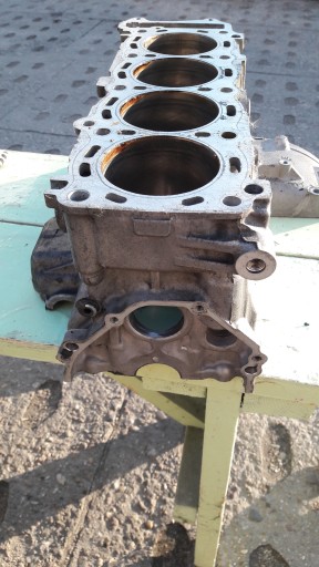 Suzuki GSXR-1000 K5 K6 karter blok cylindry napinacz kosz