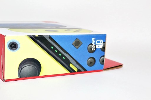 КОНТРОЛЛЕРЫ JOY CON PAIR СИНИЕ ЖЕЛТЫЕ ПЕРЕКЛЮЧАТЕЛИ