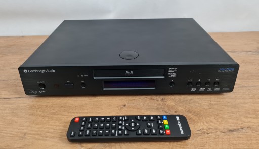 Cambridge Audio Azur 751BD — проигрыватель Blu-Ray/DVD/CD/SA-CD + пульт дистанционного управления