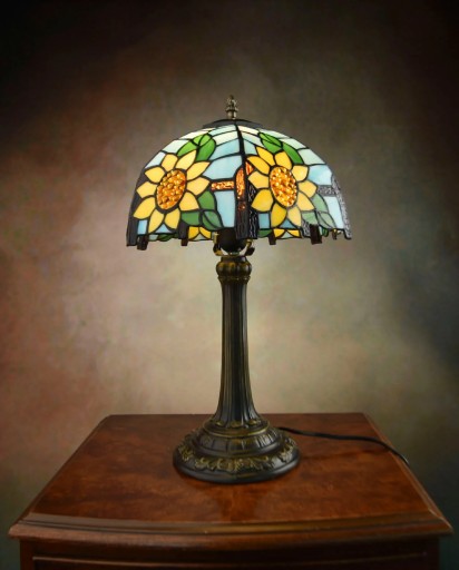 Lampa Witrażowa w Stylu Tiffany Pole Słoneczników