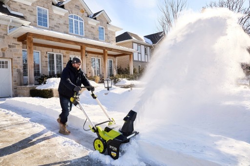 RYOBI RY36STX53A-150 СНЕГОУборочный плуг 53см АККУМУЛЯТОР 36В +5Ач