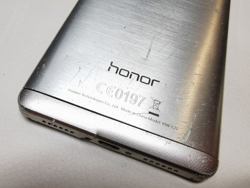 HONOR 5X KIW-L21 ПОВРЕЖДЕН