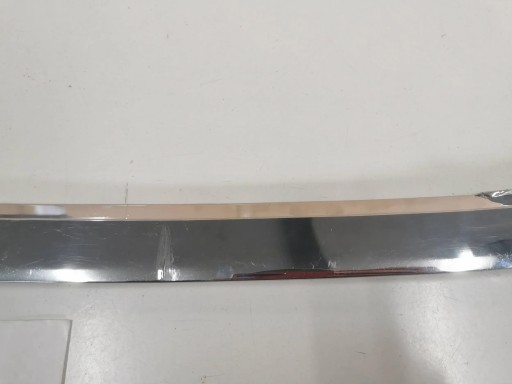 Chrom, listwa zderzaka przedniego PEUGEOT 407 2.070