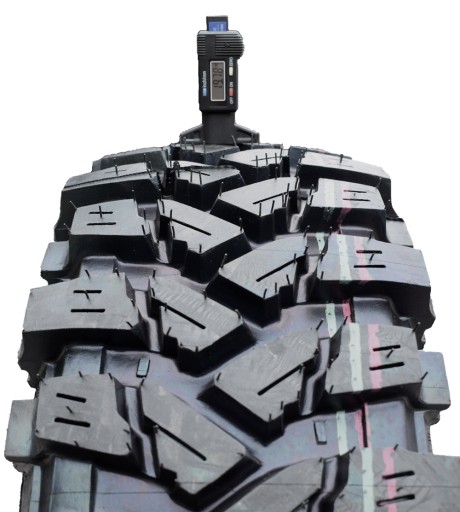 2 ВНЕДОРОЖНЫЕ ШИНЫ 245/70R16, 2 пары. МТ 245/70 r16 ХИЩНИК