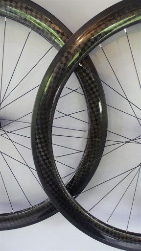 КОЛЕСА ДОРОЖНЫЕ Carbon 50, трубчатые DT 350, 11 скоростей